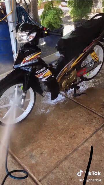 [HCM]Tem rời sirius ngoặc vàng dán xe đen