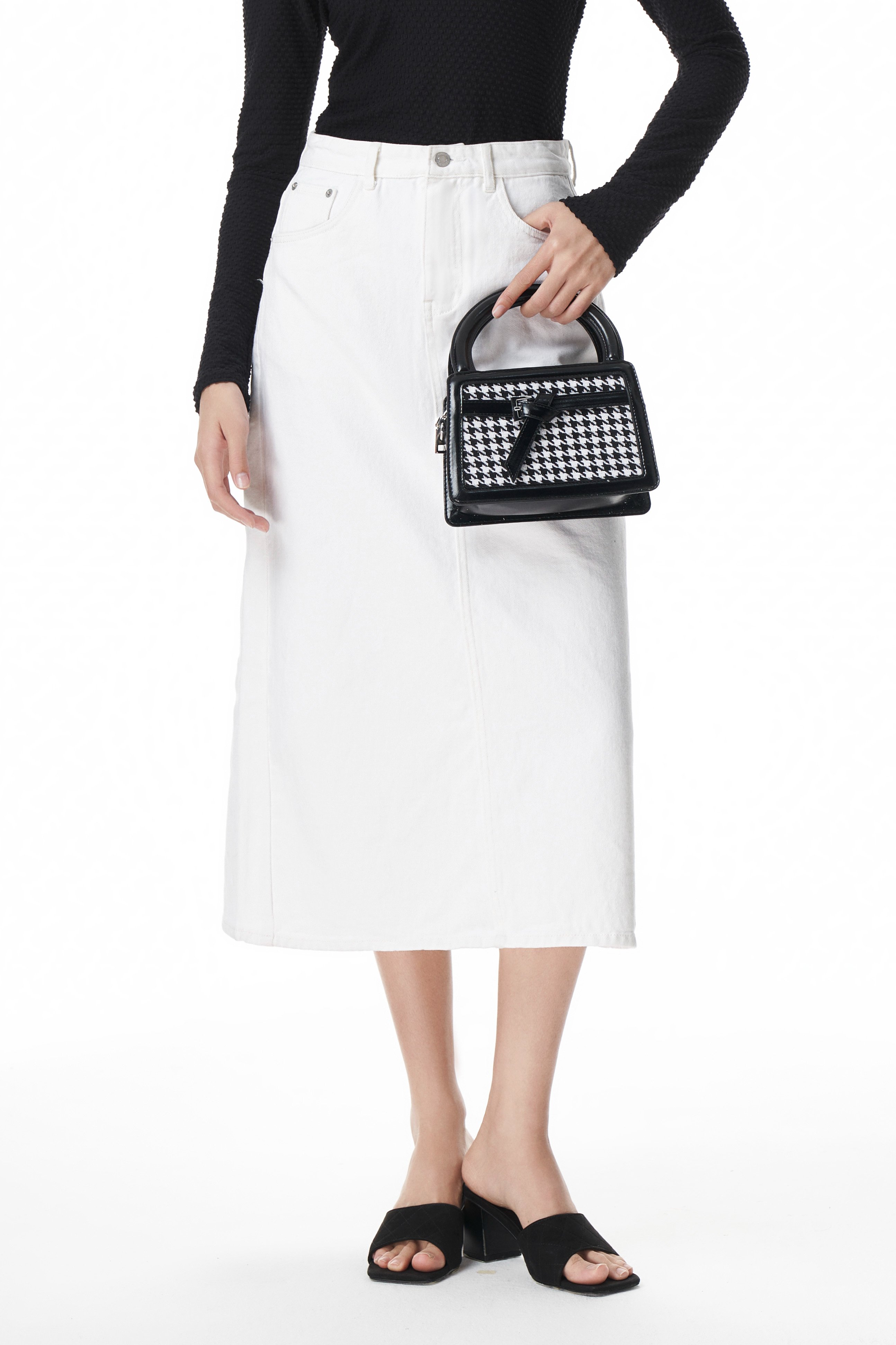 Voucher siêu sale 15% OLV - Chân váy Wynn Denim Skirt