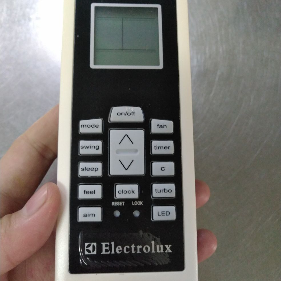 remote điều khiển máy lạnh electrolux (mặt đen, loại tốt)