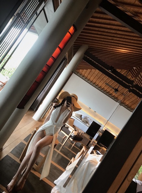 Bikini 1 mảnh Bodysuit dây dài cột được nhiều kiểu (có 2 màu đen trắng)