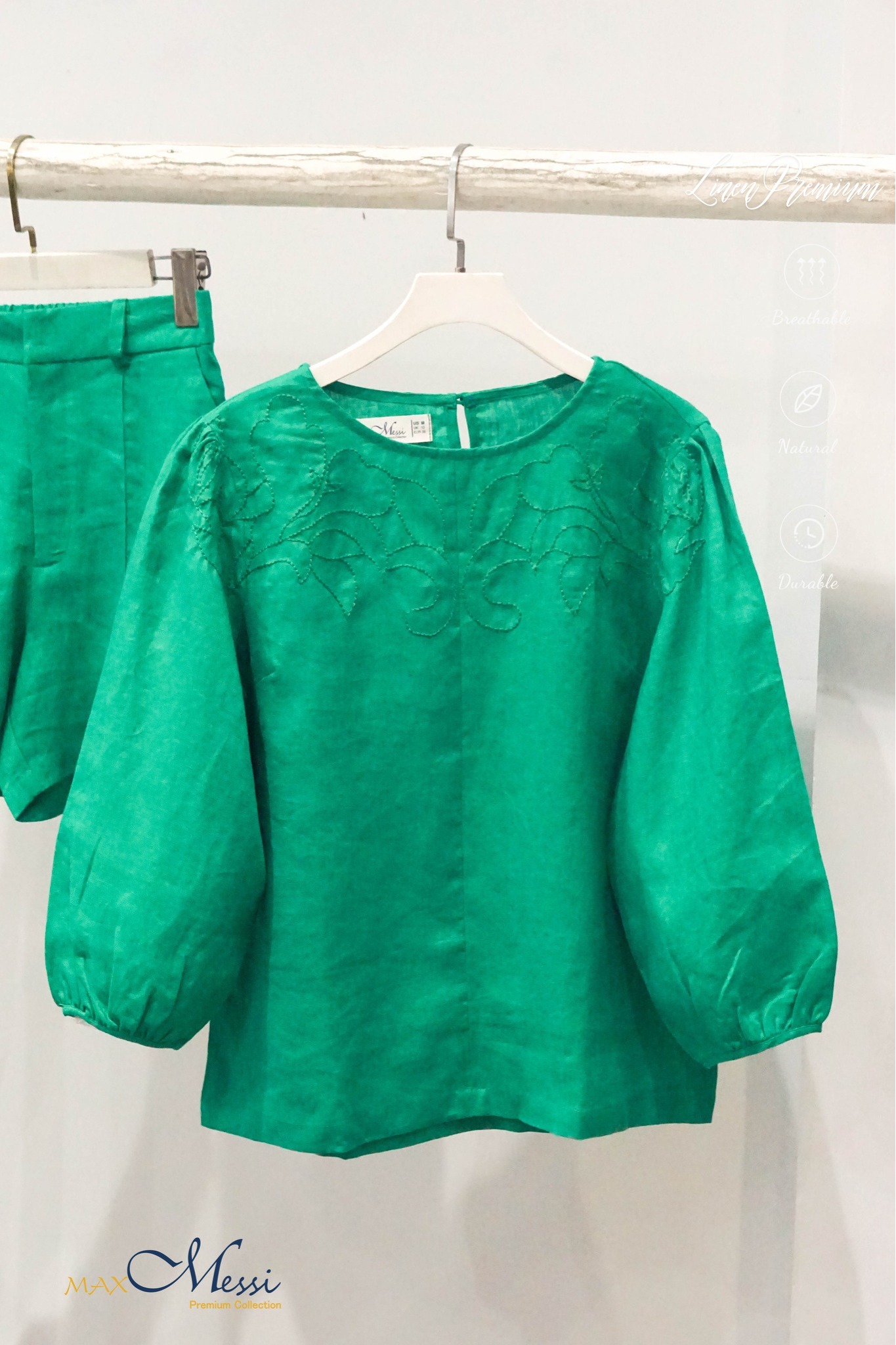 Áo linen thêu tay lửng HEBE - MaxMessi