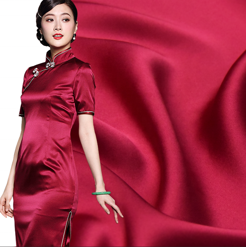Vải lụa tơ tằm thượng hạng cho trang phục dân tộc