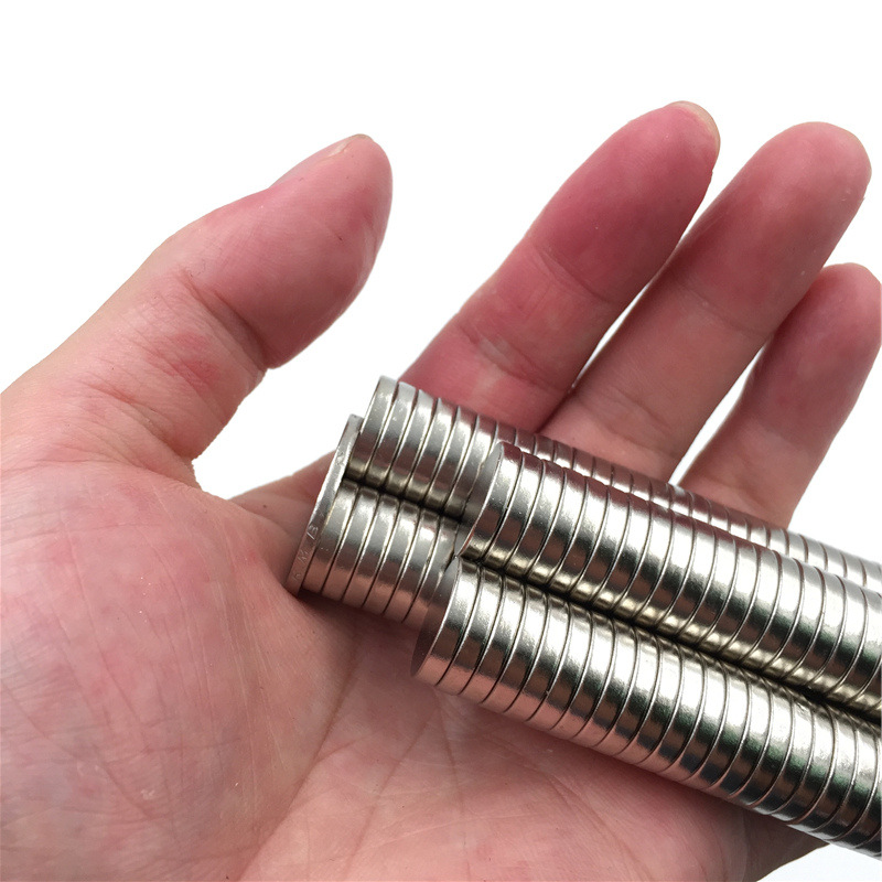 Nam châm 15x3mm viên hình tròn đất hiếm siêu mạnh