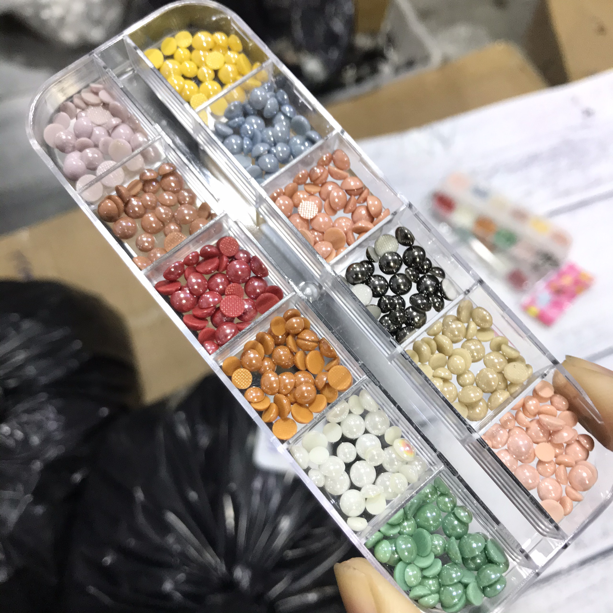 Hạt Trai Nửa YHB làm Nail - sinailmi