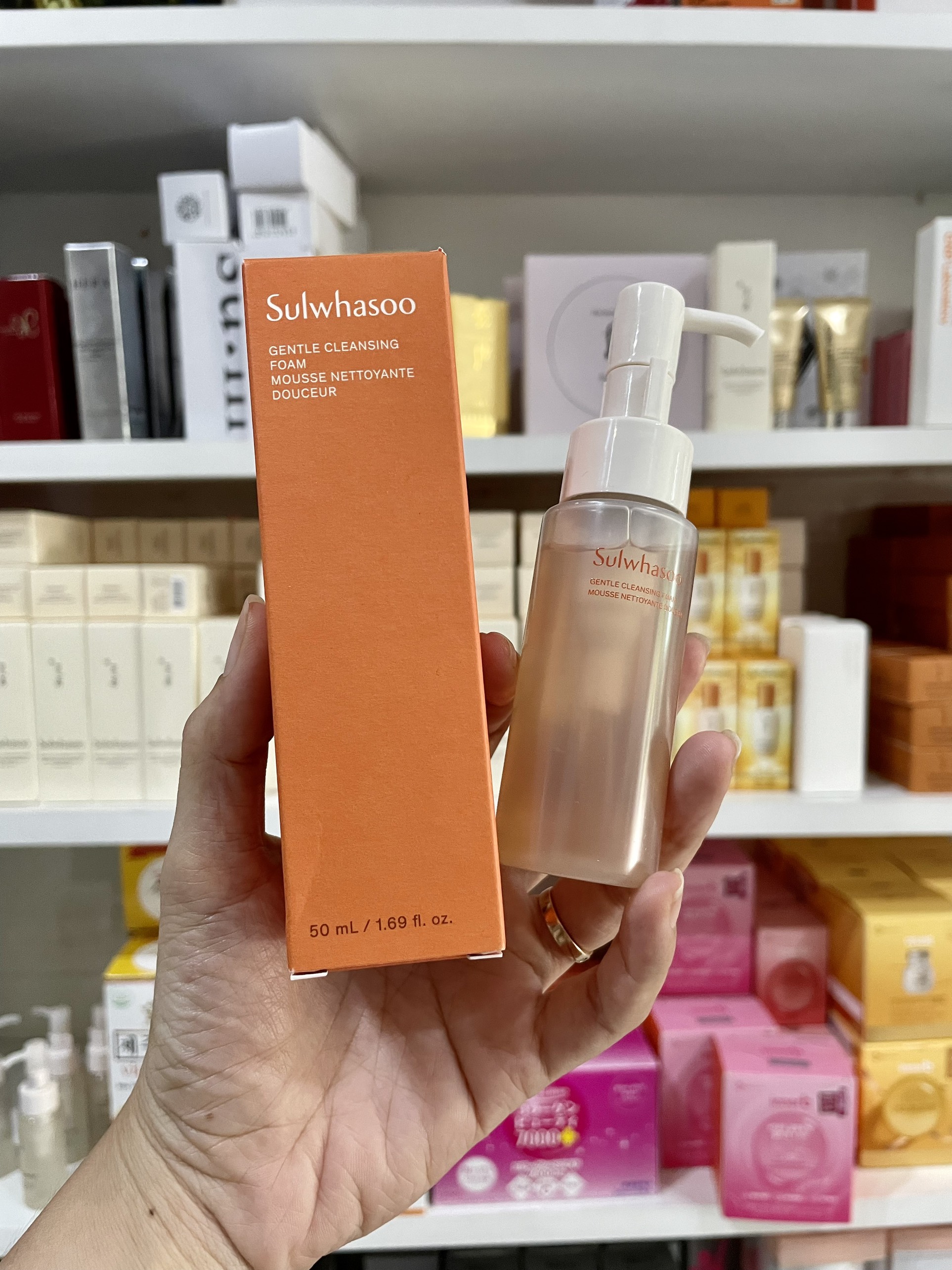 Mini Sữa rửa mặt Sulwhasoo Gentle Cleansing Foam dịu nhẹ 50ml