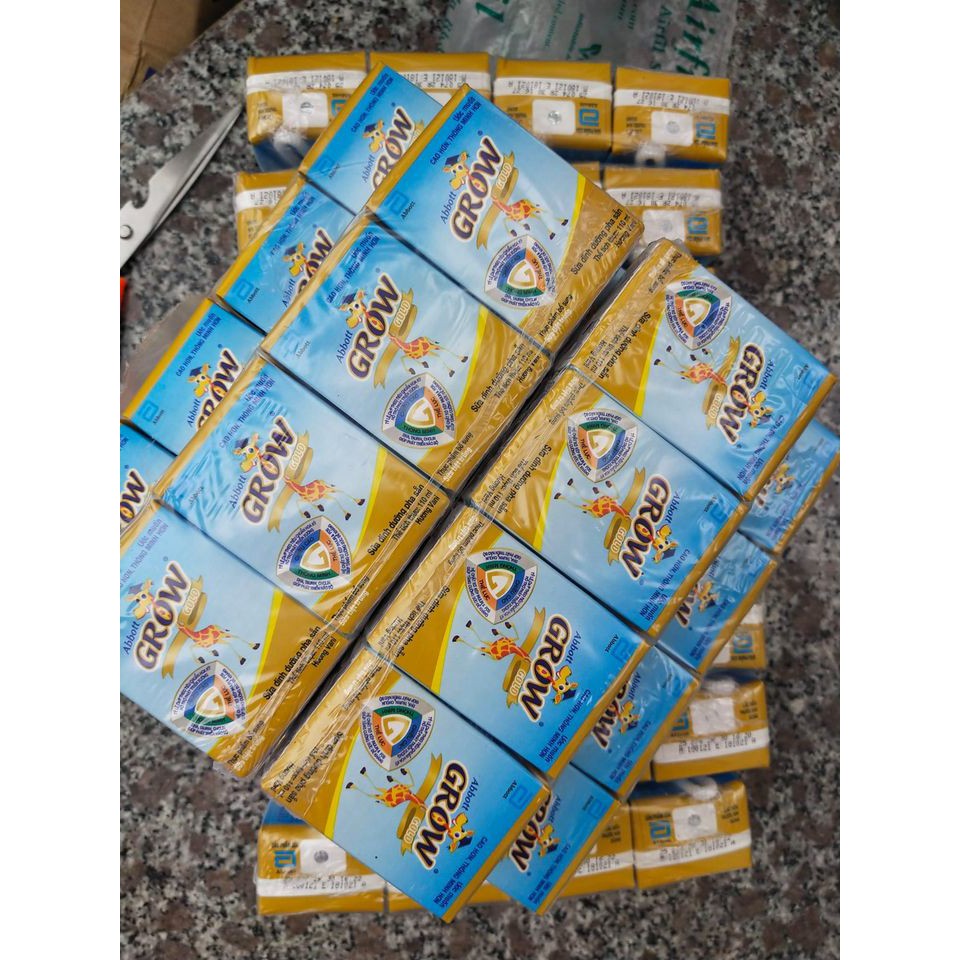 [HCM]Sữa bột pha sẵn Abbott Grow Gold 110ml hương vani (vỉ 4 hộp)