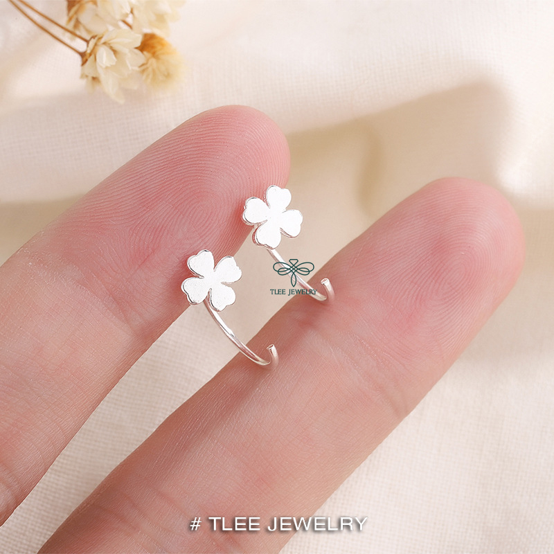 Khuyên tai bạc nữ TLEE móc cỏ bốn lá trơn basic TleeJewelry B0257
