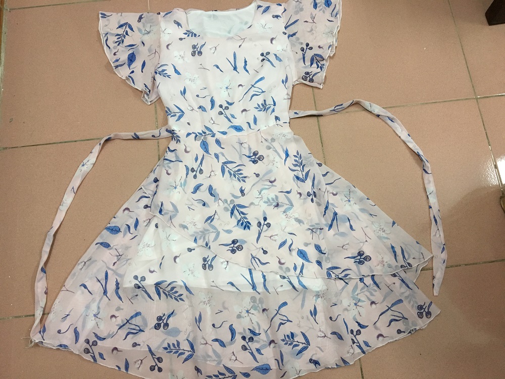 Váy macxi thiết kế lẻ size M( cho bạn nặng 45-50kg)