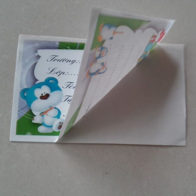 Nhãn vở có sẵn keo dán (50 cái/set)