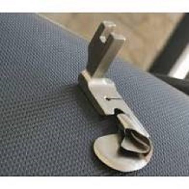 Chân vịt cuốn biên ( cuốn được lai bầu) máy 1 kim công nghiệp