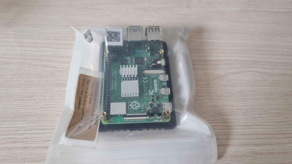 Máy tính Raspberry Pi 4B