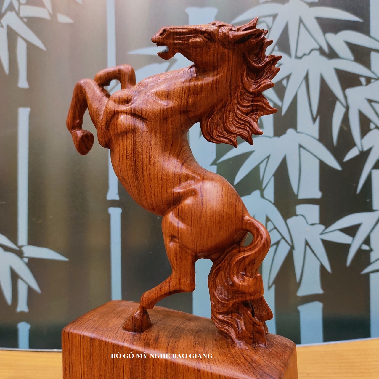 Tượng con ngựa gỗ hương cao 20 ngang 12 sâu 5 cm