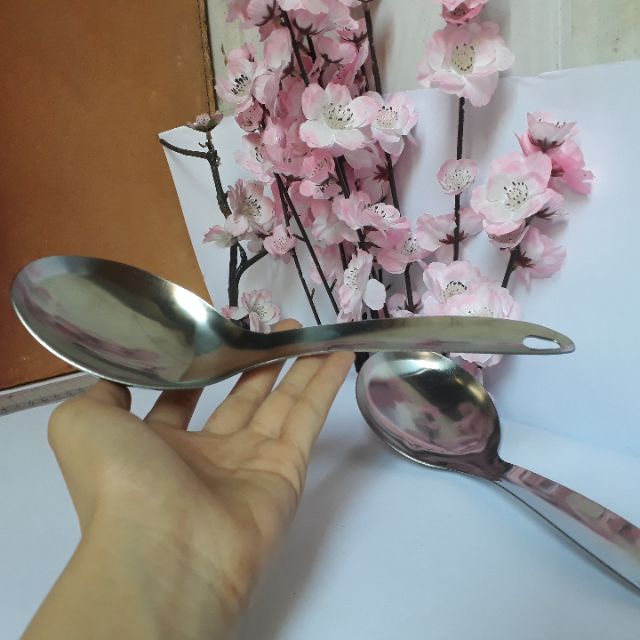 Muôi Lực Sĩ Múc Canh Dày Dặn