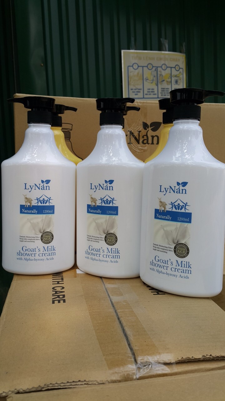 Sữa tắm cao cấp Lynan