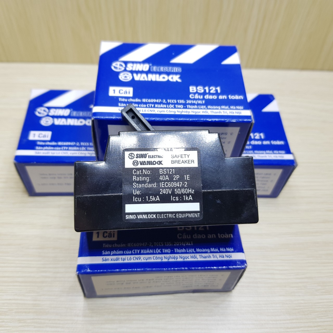 CB CÓC SINO - VANLOCK BS121, CB ĐEN, APTOMAT 10A/ 20A/ 30A/ 40A