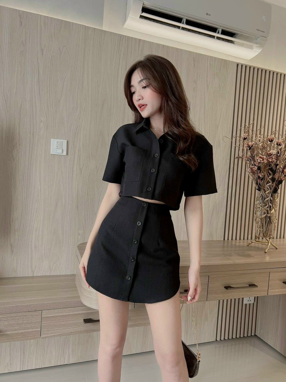 Set bộ vest công sở, set áo vest cổ sơ mi tay ngắn, áo phối túi croptop mix chân váy lai bầu, set váy vest chân váy A đính nút trẻ trung, cá tính