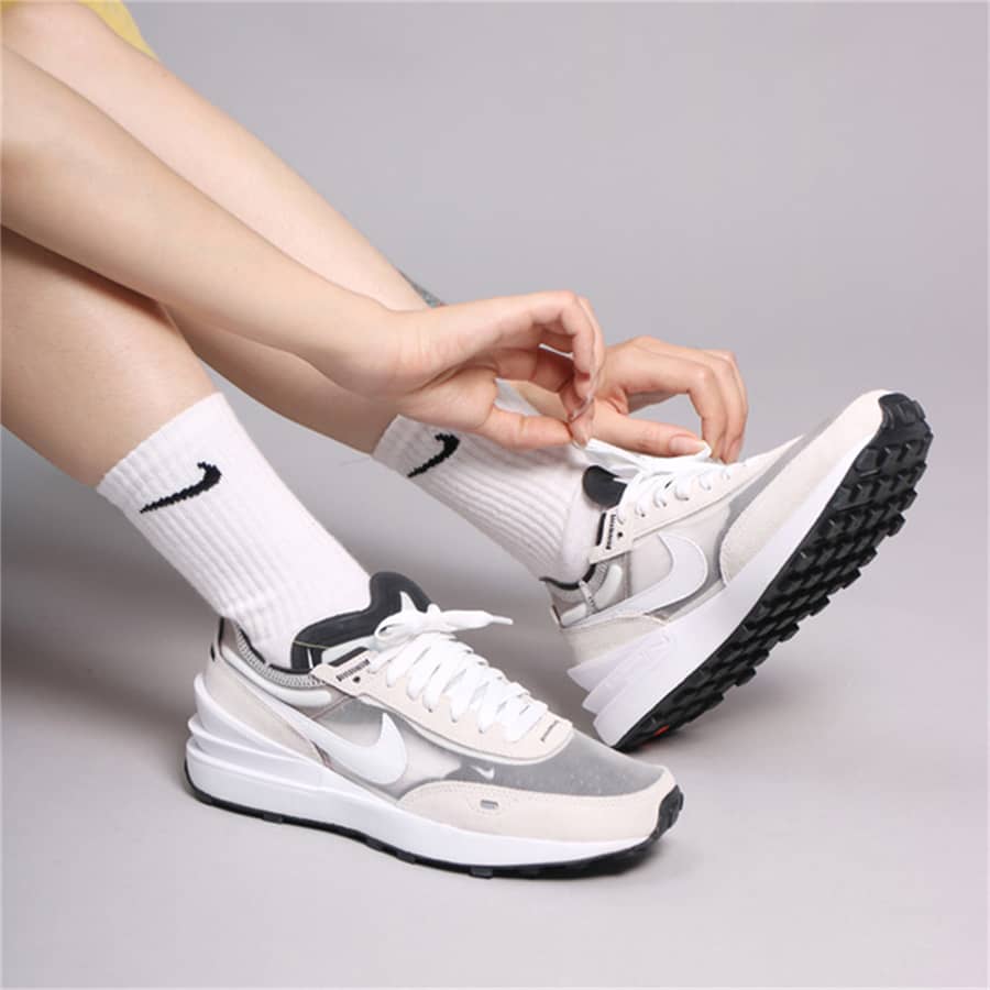 [CHÍNH HÃNG] Giày thể thao NIKE WAFFLE ONE SUMMIT WHITE DA7995 100
