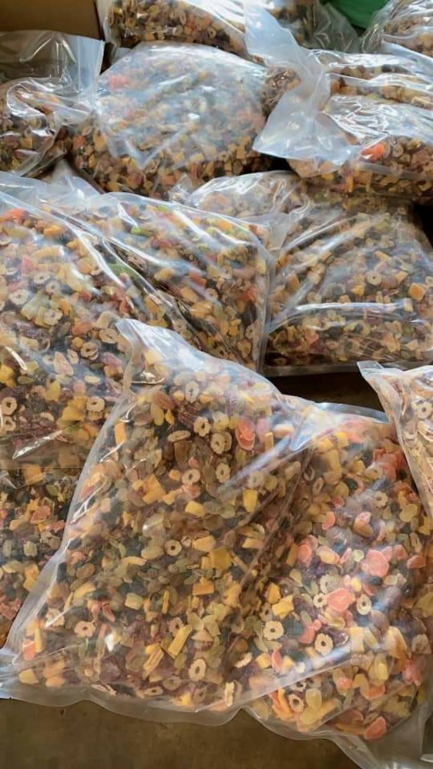 TRÁI CÂY MIX SẤY XÍ MUỘI (ĂN KIÊNG ĐƯỢC)