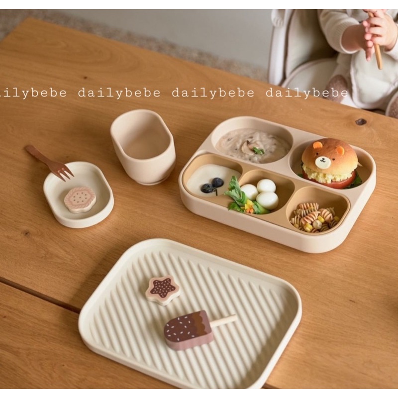 Khay/chén ăn dặm DONODONO hàn quốc.