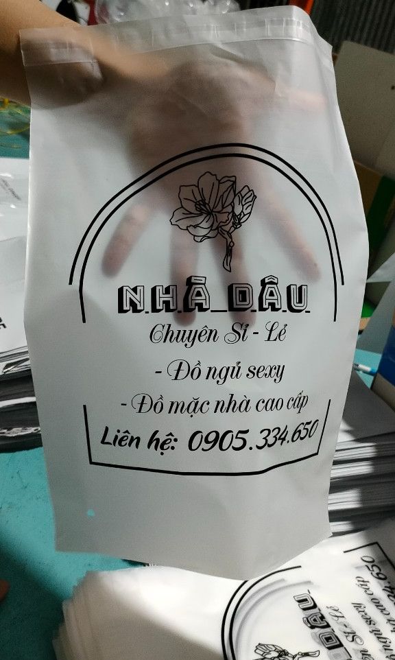 1kg Túi dán miệng mờ đựng quần áo