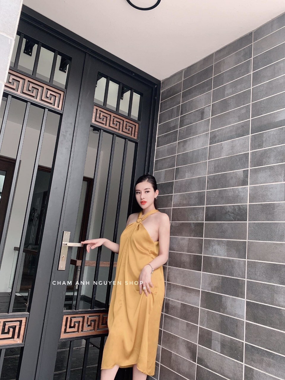 Đầm cổ suông cổ yếm cực đẹp #damsuongcoyem
