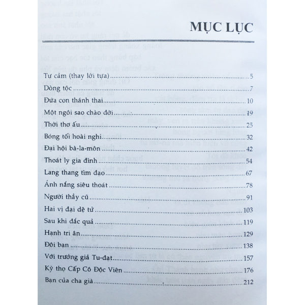 Sách - Một Cuộc Đời Một Ngôi Sao