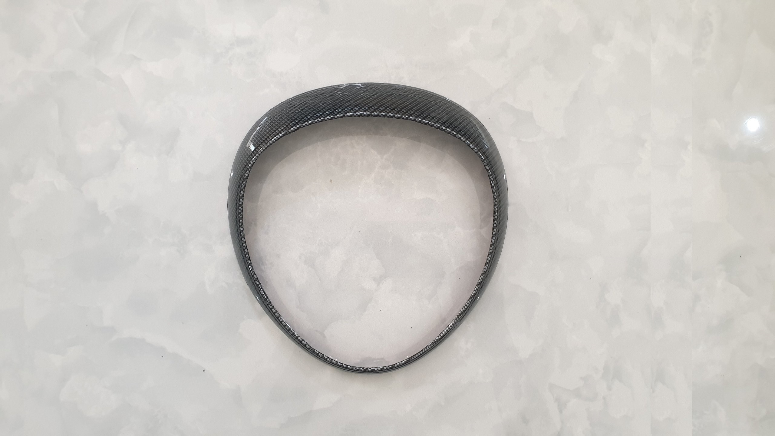 Ốp trang trí xe Janus 2022-2024 carbon Artistar