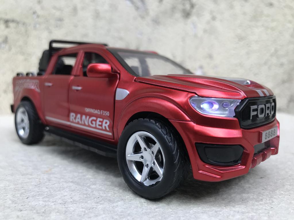 Mô hình xe PICKUP FORD Ranger Raptor 2021 1:32