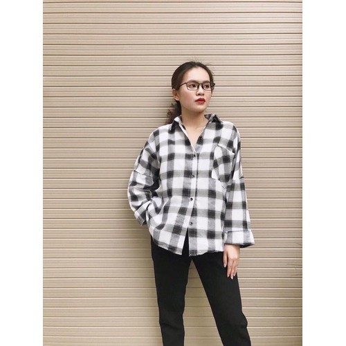 Áo sơ mi oversize caro đen trắng