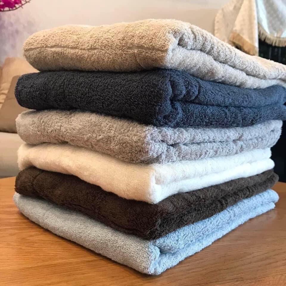 Set 2 khăn tắm muji . miniso xuất nhật , hàng xuất dư . khăn tắm cotton organic 100% . khăn tắm khổ lớn . kích thước 70x140cm . gam màu lạnh siêu sang