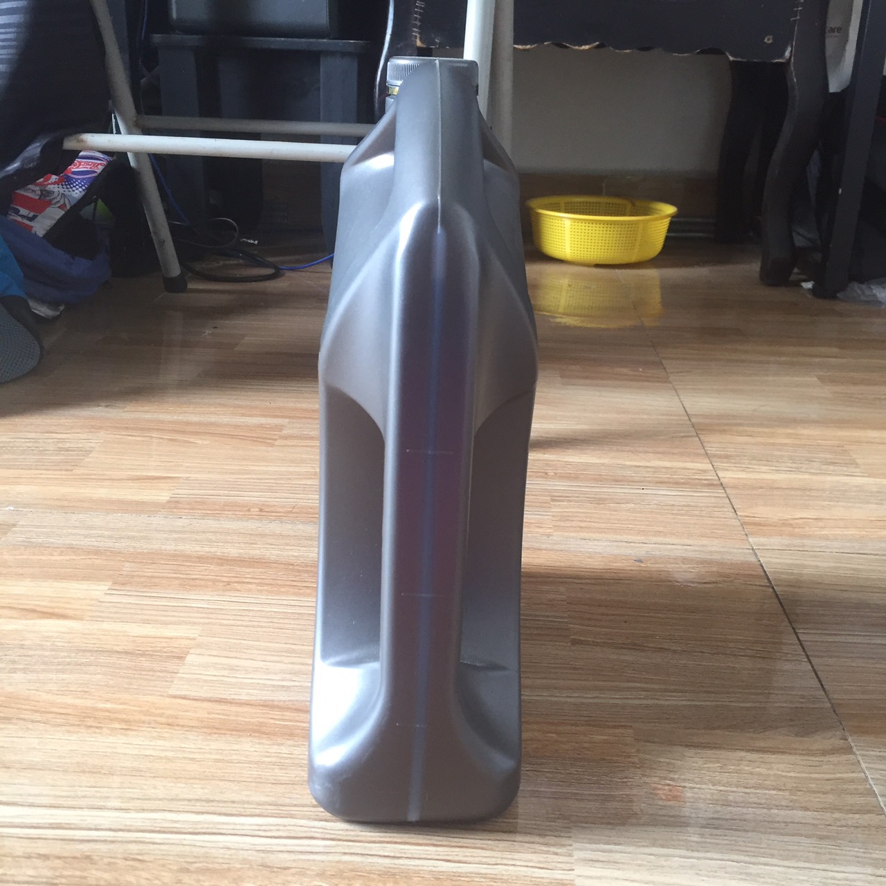 Nhớt Shell Helix Ultra 5W40 4L API SP