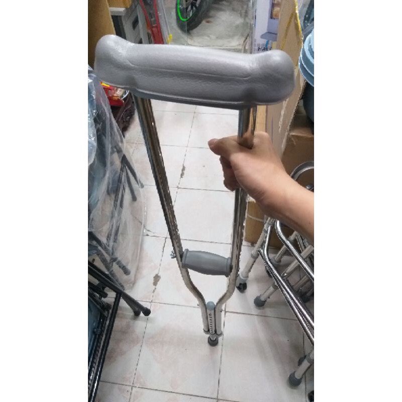 nạng chống nách bằng inox
