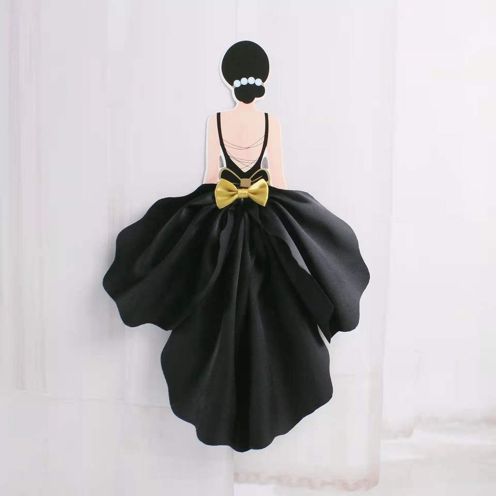 que cắm trang trí bánh hình cô gái váy lụa