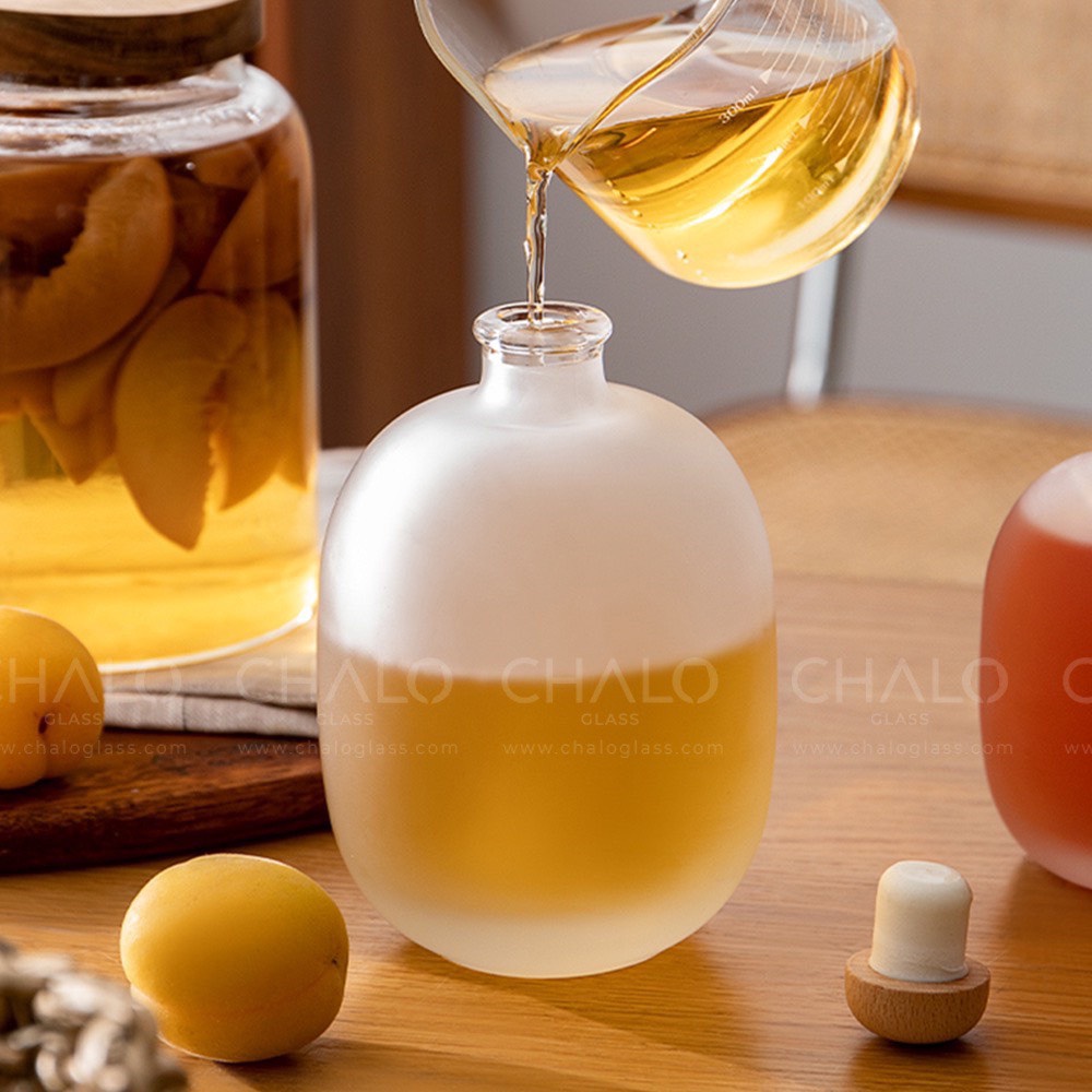 Chai thủy tinh tròn phun mờ nắp gỗ 500ml - chai thuỷ tinh đựng nước ép, chai đựng caffee trà sữa đa năng