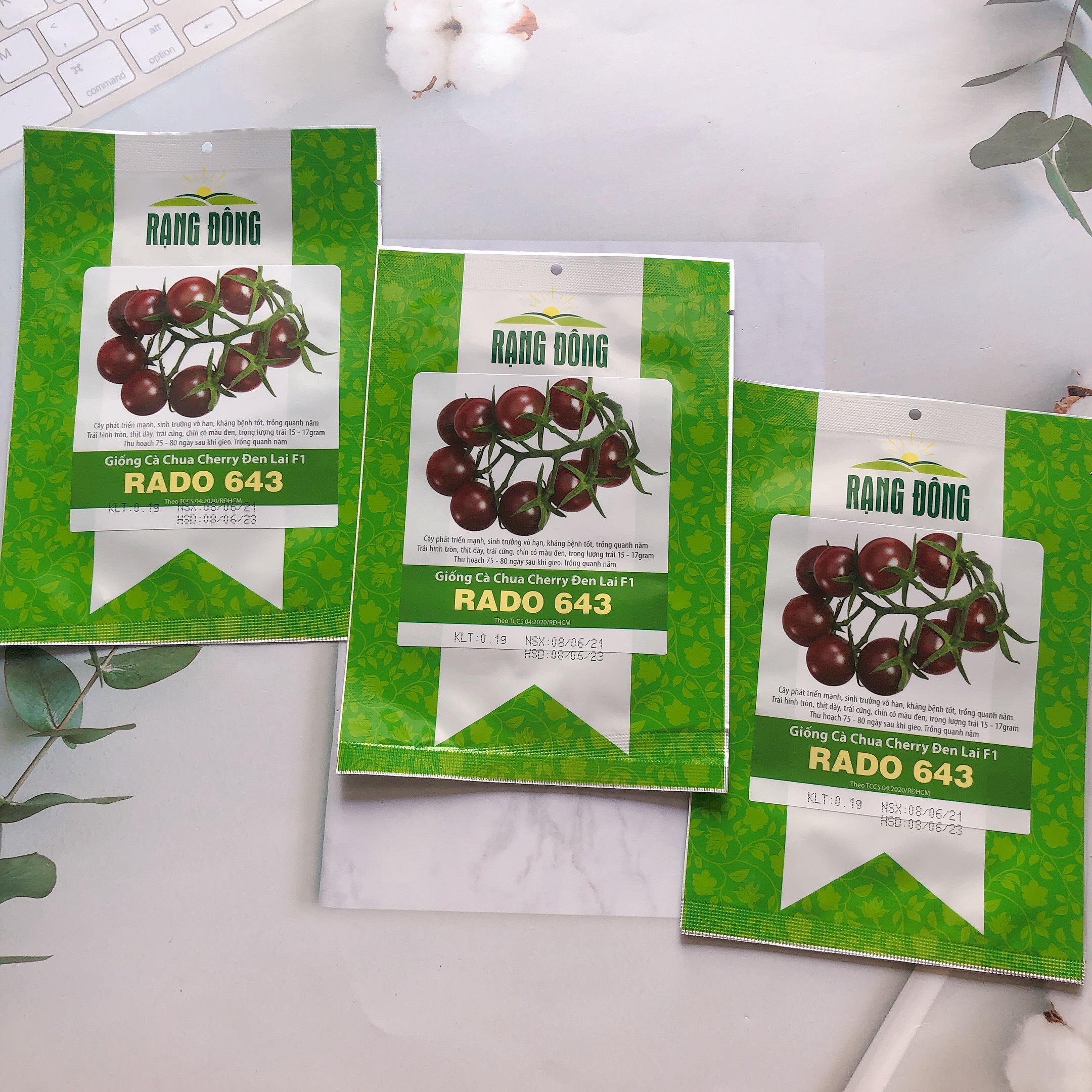 Hạt giống cà chua cherry đen lai f1 rado 643 rd gói 0.1gr