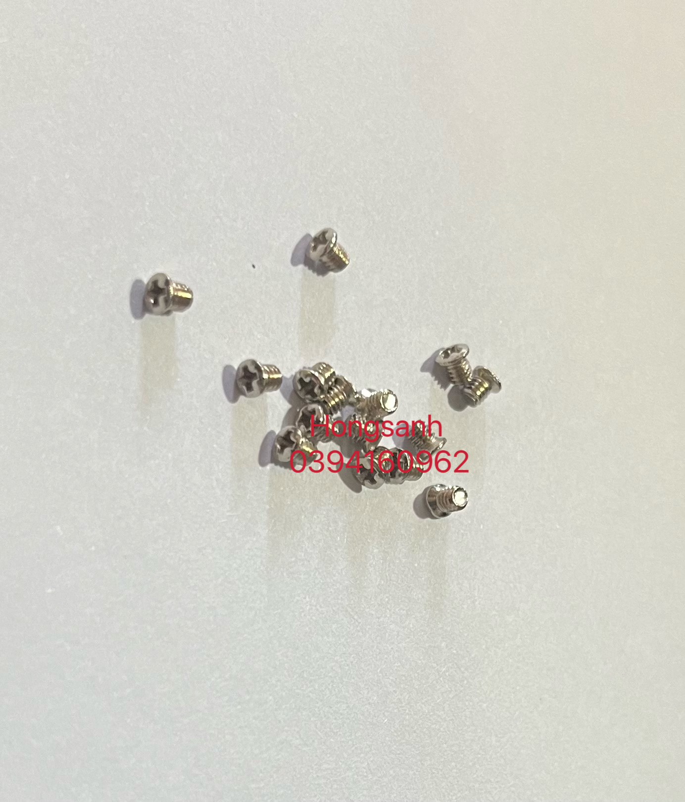 Ốc yếm sừng máy may gia đình cổ điển