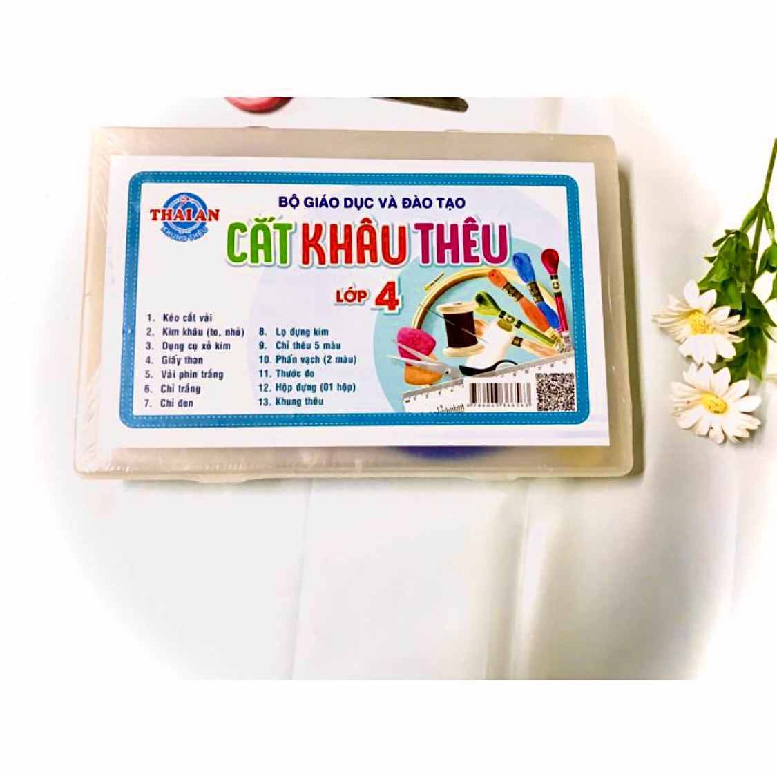 Bộ cắt khâu thêu lớp 4 - Thái An