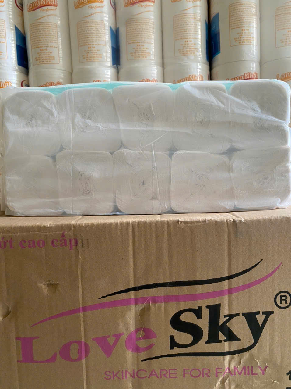 COMBO 20 LỐC 200 CUỘN VỆ SINH GIÁ RẺ AAA
