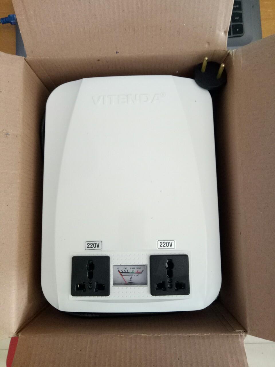 Bộ đổi điện 110V sang 220V loại 2000VA