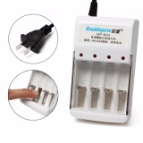 Bộ sạc doublepow dp-b02 dùng sạc cho 4 viên pin tiểu aa hoặc aaa