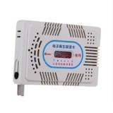 Máy hút ẩm Eirmai HC-63C size to cho máy ảnh