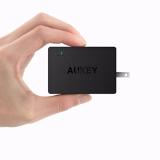 Sạc nhanh Aukey PA-T2 Quick Charge 2.0 3 cổng sạc USB ( Đen)