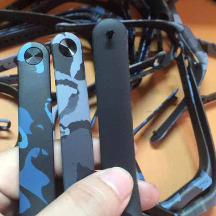 Vòng đeo thay thế miband 2 màu lính + 02 miếng dán màn hình