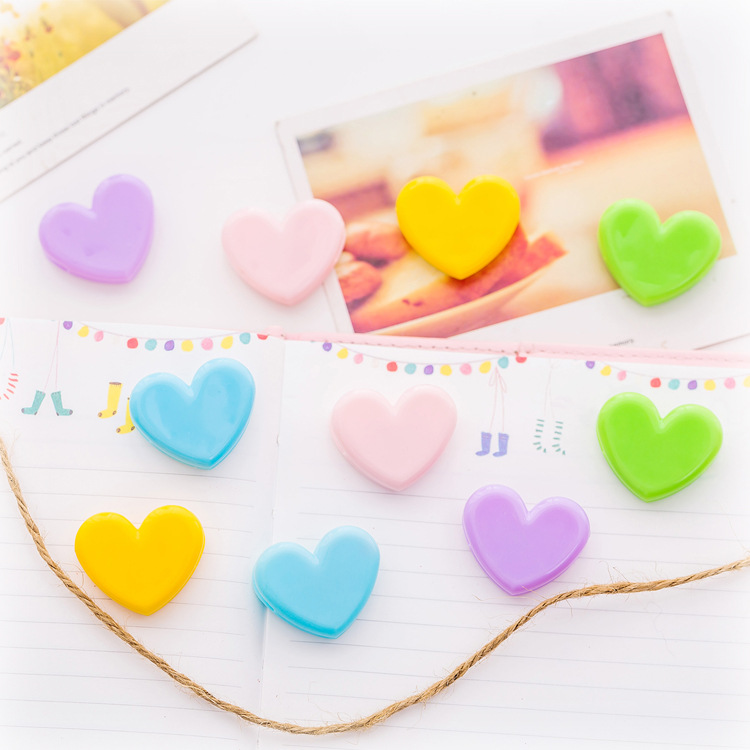 Kẹp Giấy Hình Trái Tim Siêu Cute (2.5x1.2cm)