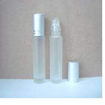 Lăn Môi Dầu Dừa Lọ 10ml ( giúp làm mềm môi chống nứt nẻ...)