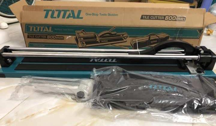 800mm Bàn cắt gạch đẩy tay Total THT578001 - new model