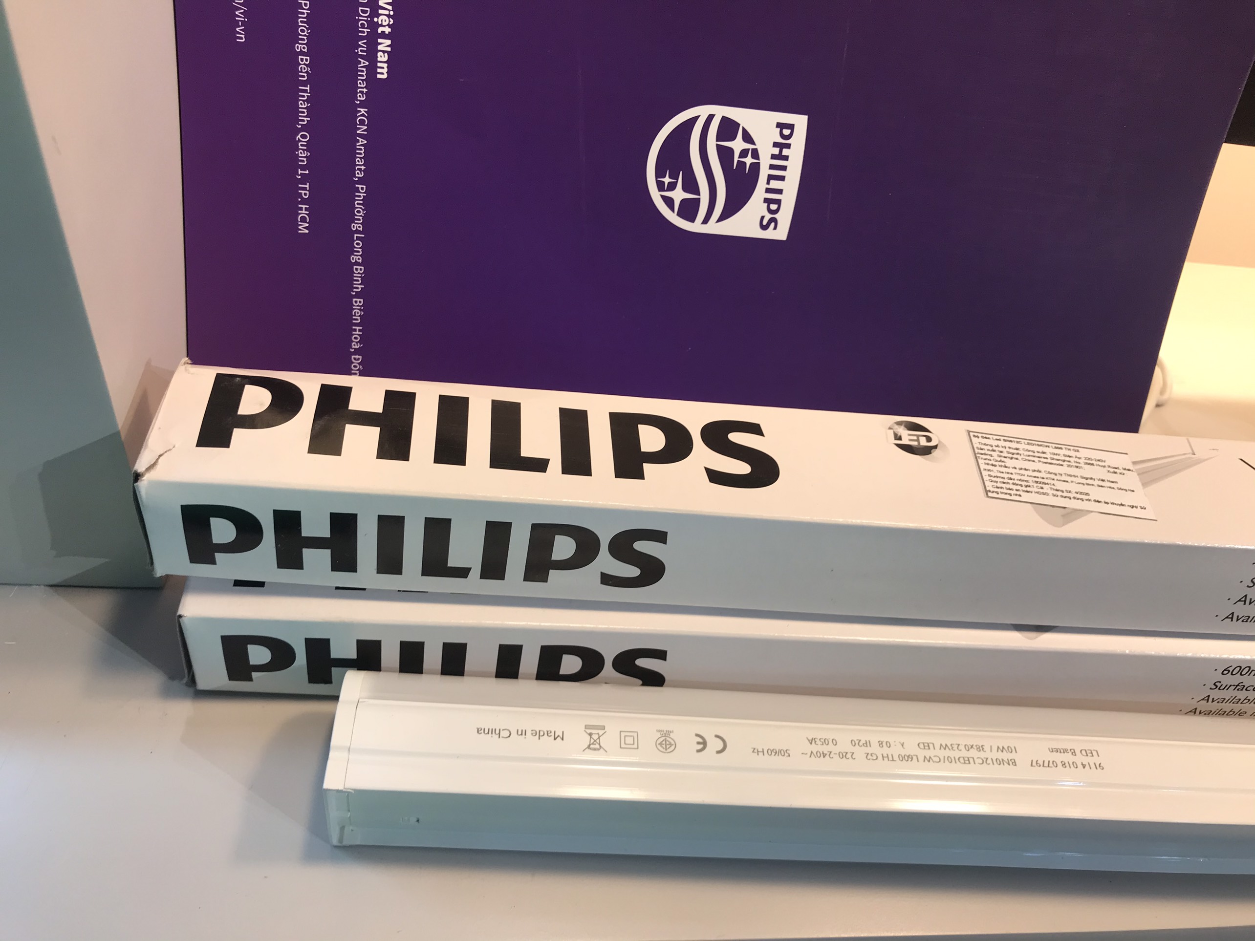 [HCM]Bộ máng đèn PHILIPS 0m6 LED T8 BN012C 10W - ( tiết kiệm hơn  sáng lâu hơn )