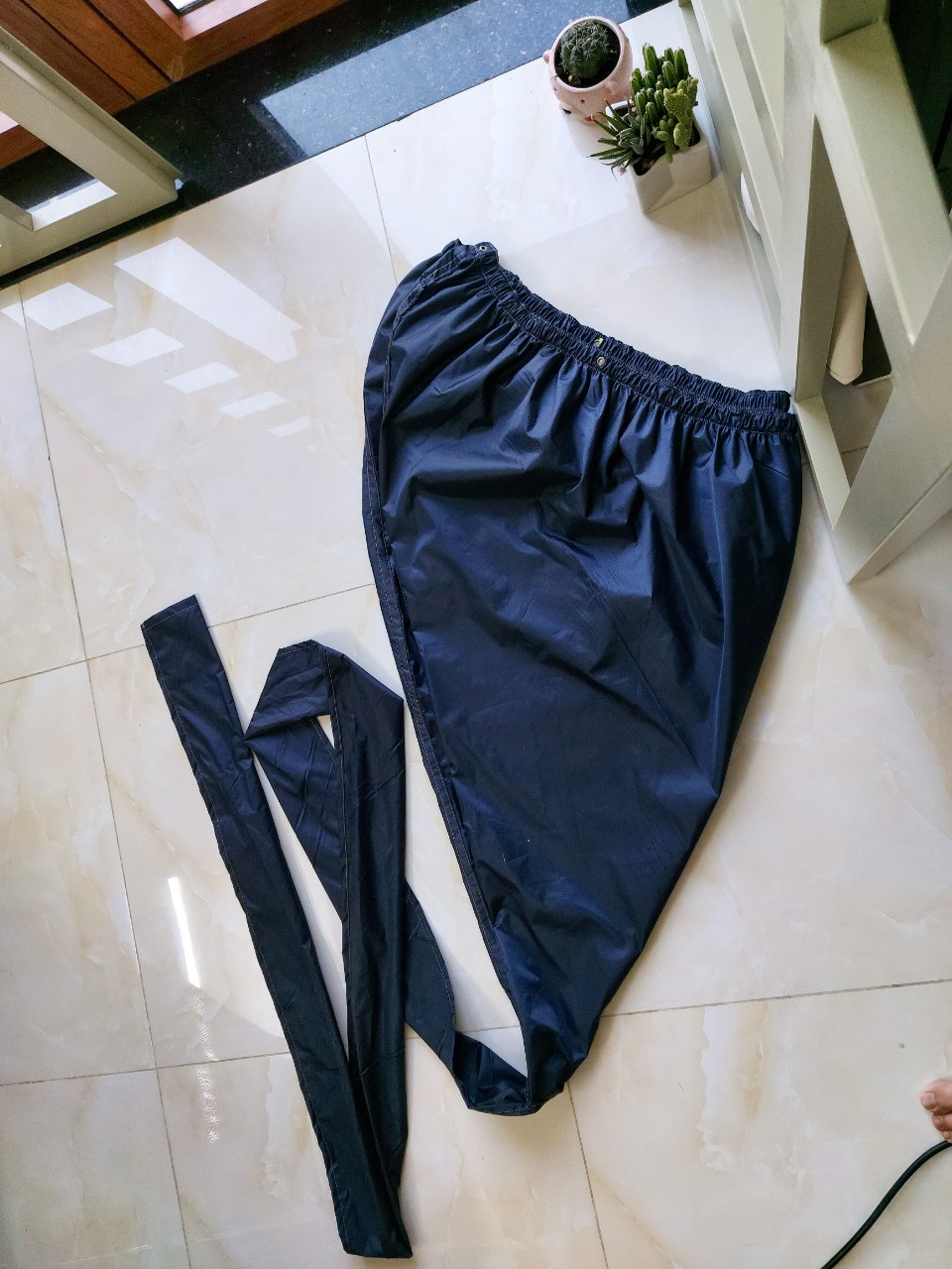 [HCM] Áo bảo dưỡng máy lạnh treo tường
