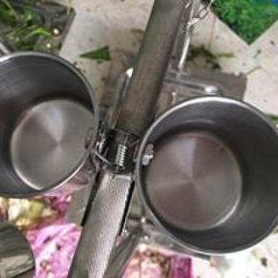 [HCM]Cóng đựng thức ăn cho chim dạng kẹp