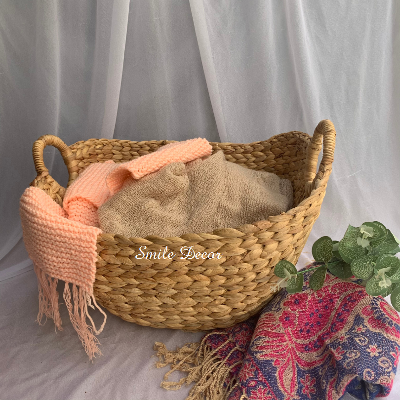 Hyacinth basket with handles for clothes, blankets